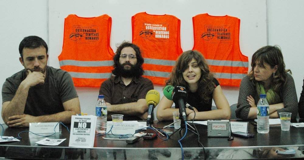 Brigadas Vecinales denuncia el acoso de Interior por documentar redadas policiales a migrantes