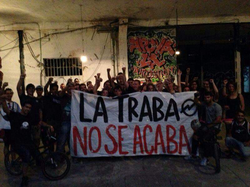 El Centro Social La Traba logra aplazar su desalojo