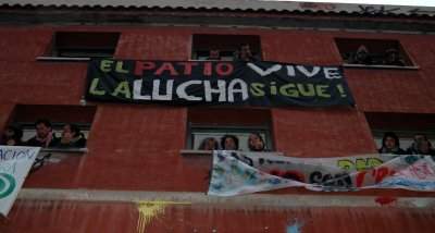 El Patio Maravillas resiste: la movilización consigue parar el anunciado desalojo