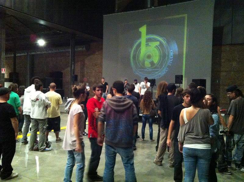 El Servicio de Dinamización Vecinal convierte Matadero Madrid en escaparate de su actividad durante un día
