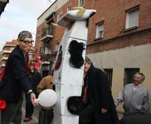 El ”alcalde” visita Carabanchel Alto tres años después de la puesta en marcha del SER