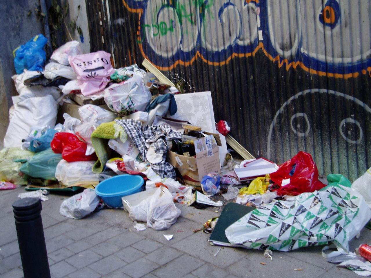 El anuncio sobre la recogida de basuras en Madrd: ¿un globo sonda de cara a nuevos recortes en 2013?
