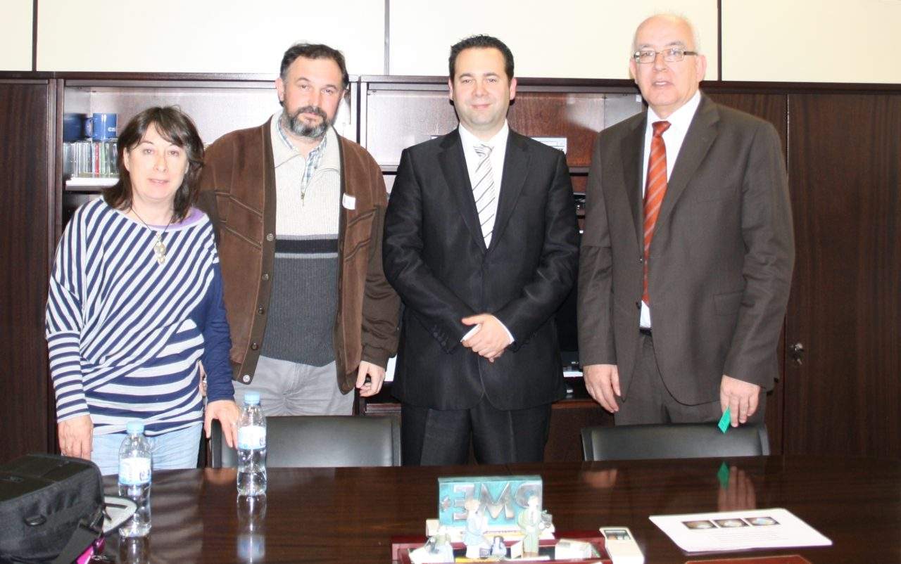 El colectivo Escuela sin Wifi traslada al ministerio sus propuestas de actuación