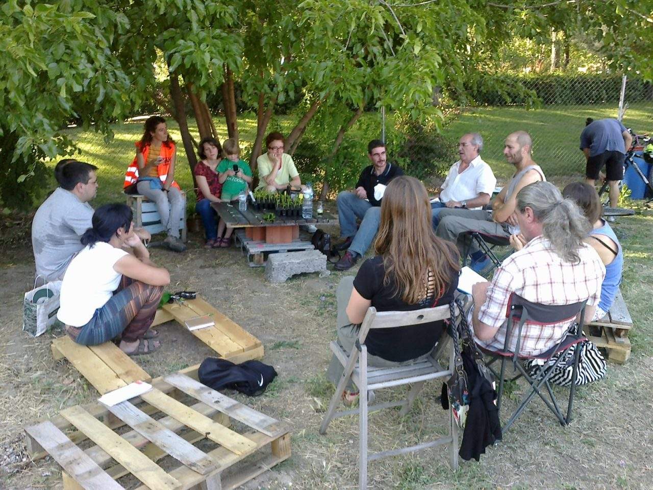 El movimiento ciudadano logra la regularización de 12 huertos urbanos comunitarios de Madrid