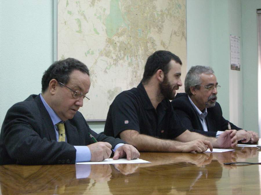 IU apoya la concentración contra la tasa de la basura del 15 de noviembre