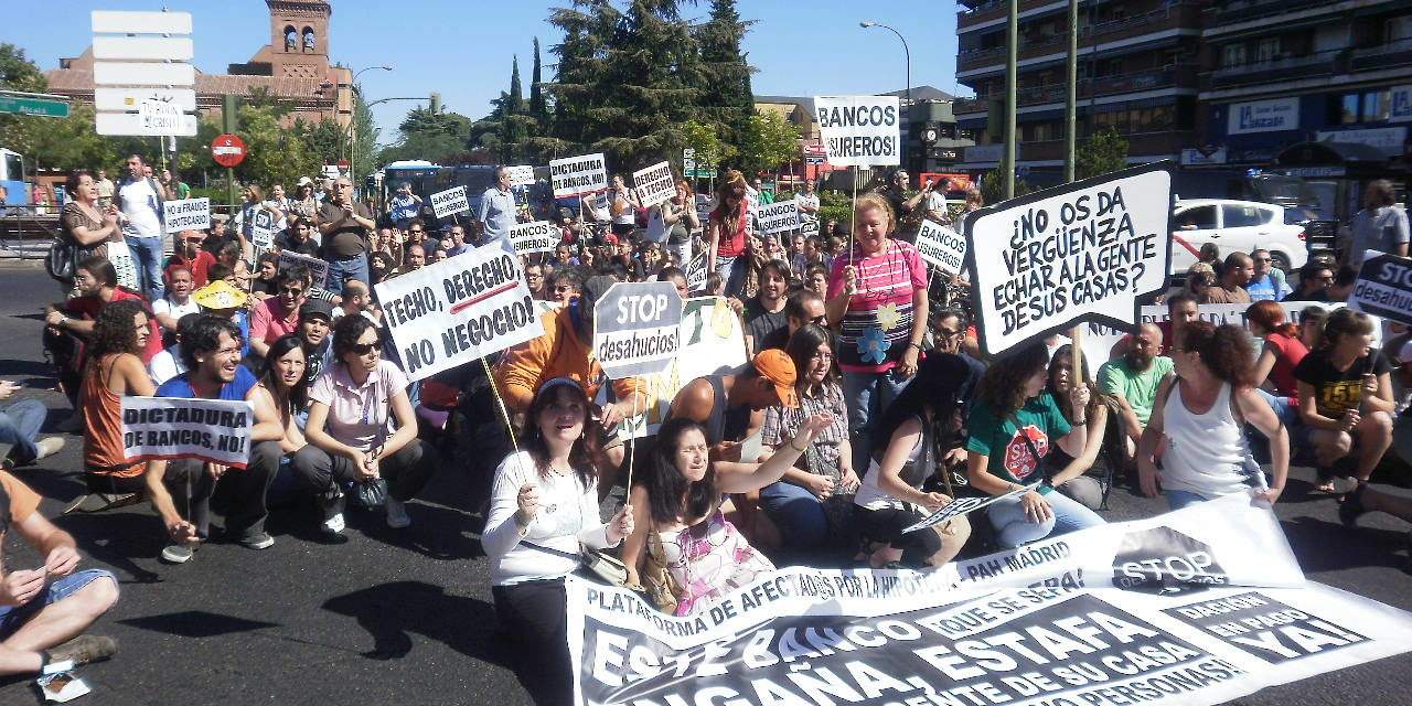 LA FRAVM denuncia la actuación policial desplegada para ejecutar el desahucio de la vecina de Pueblo Nuevo