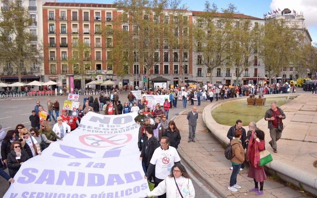La 43 Marea Blanca denuncia las consecuencias en la sanidad de los tratados de libre comercio