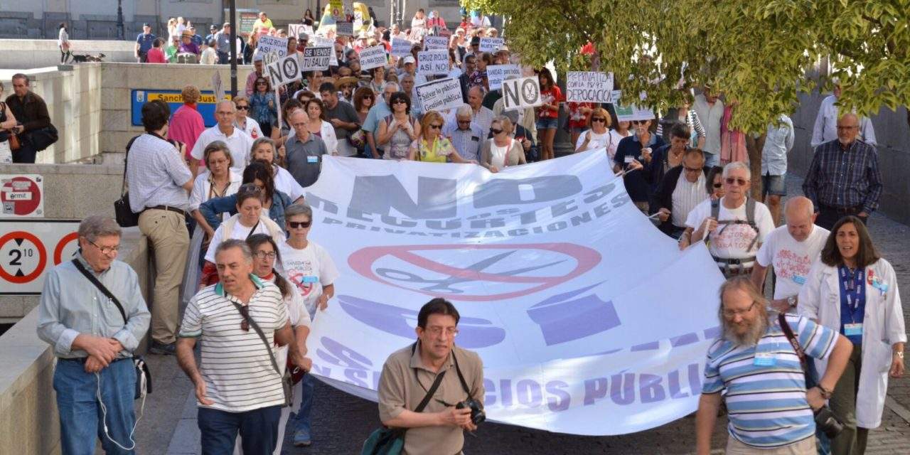 La 48ª Marea Blanca critica la falta de transparencia de la sanidad pública