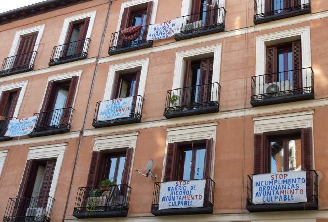 La AV Las Cavas y Costanillas pide amparo al Defensor del Pueblo