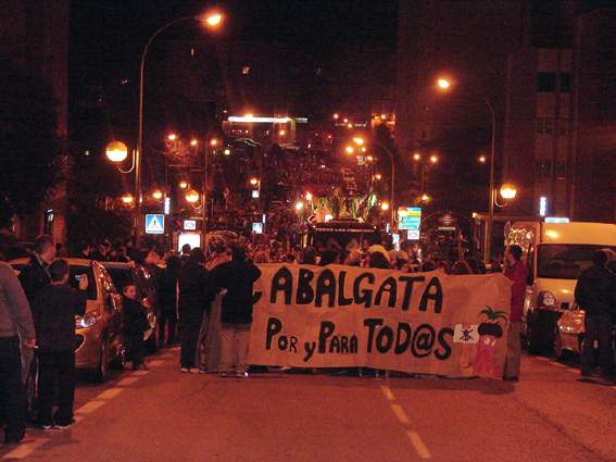 La Cabalgata popular de Hortaleza sobrevive, a pesar de la Junta Municipal