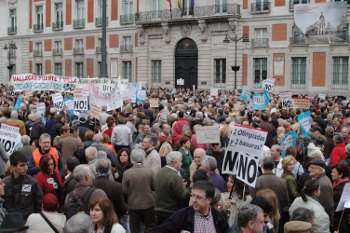 La FRAVM rechaza la privatización parcial que supone la reforma de Sol, un espacio emblemático de participación