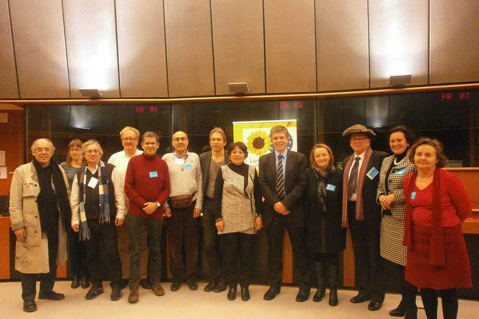 La Iniciativa Ciudadana Europea para regular la exposición al electromagnetismo, cada vez más cerca