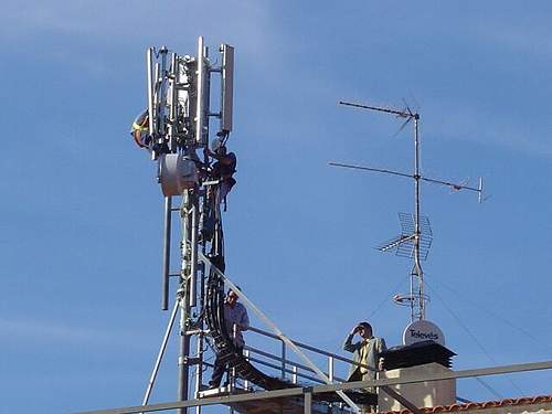 La Iniciativa Ciudadana Europea por el control de la radiación electromagnética va tomando forma
