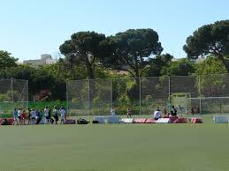 La Junta Municipal organiza actividades infantiles en el campo ilegal de Chamberí