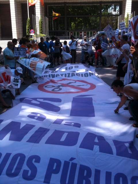 La Marea Blanca volvió a salir a la calle contra el desmantelamiento de la sanidad pública