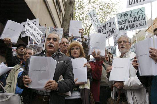 La Plataforma contra la Impunidad del Franquismo pide la retirada del Diccionario Biográfico Español de la Real Academia de la Historia