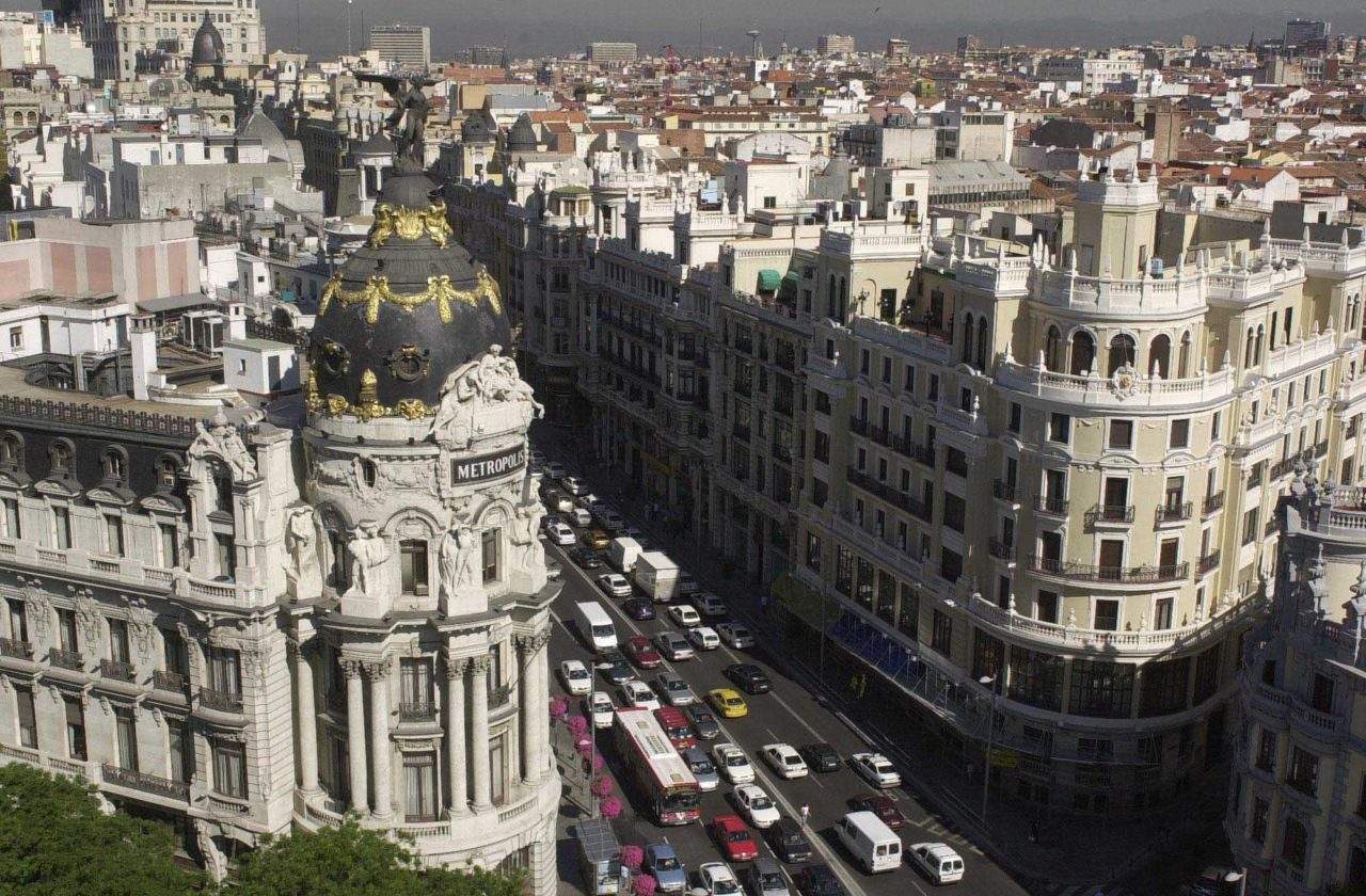 La celebración del centenario de la Gran Vía da la espalda a los vecinos de la zona