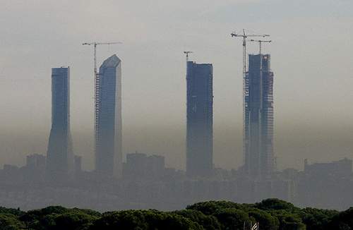 La contaminación atmosférica se instala en Madrid