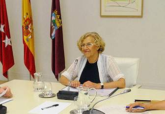 La dirección de la FRAVM se reúne con Manuela Carmena