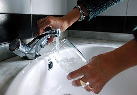 La factura del agua se encarecerá en torno al 20% en 2012