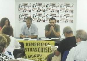 Las asociaciones vecinales animan a no comprar ni a usar el transporte público el 29-S