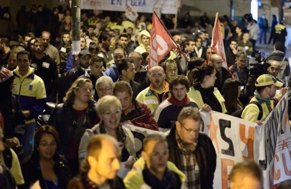 Las asociaciones vecinales se mueven en apoyo a los trabajadores de la limpieza en huelga