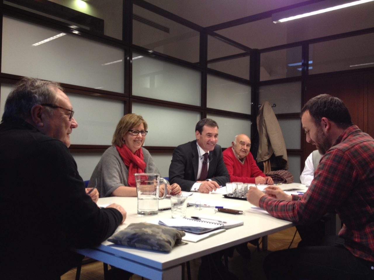 Las organizaciones sociales reunidas en el Encuentro Vecinal se dan cita con el PSM