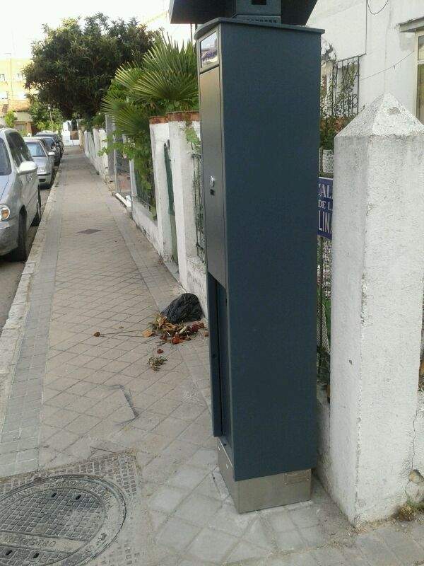 Los vecinos de Manzanares-Casa de Campo piden la retirada de los parquímetros en su barrio