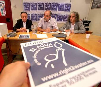 Madrid recoge 13.700 firmas contra la privatización del agua