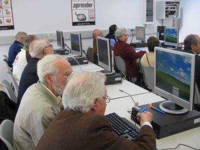 Nace la Comisión de Mayores
