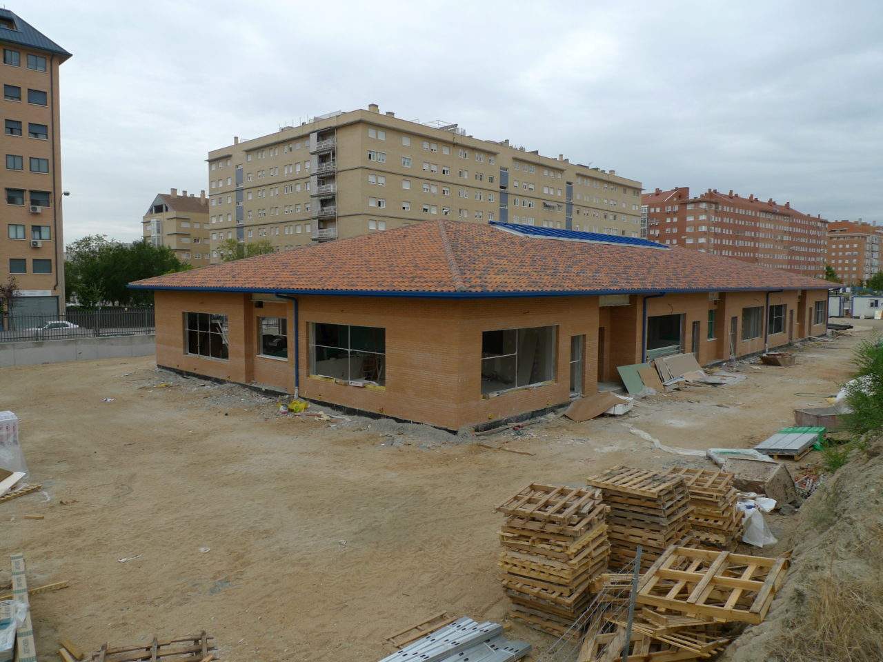 Traslado ”forzoso” de 240 niños de Villaverde a un colegio de Vallecas
