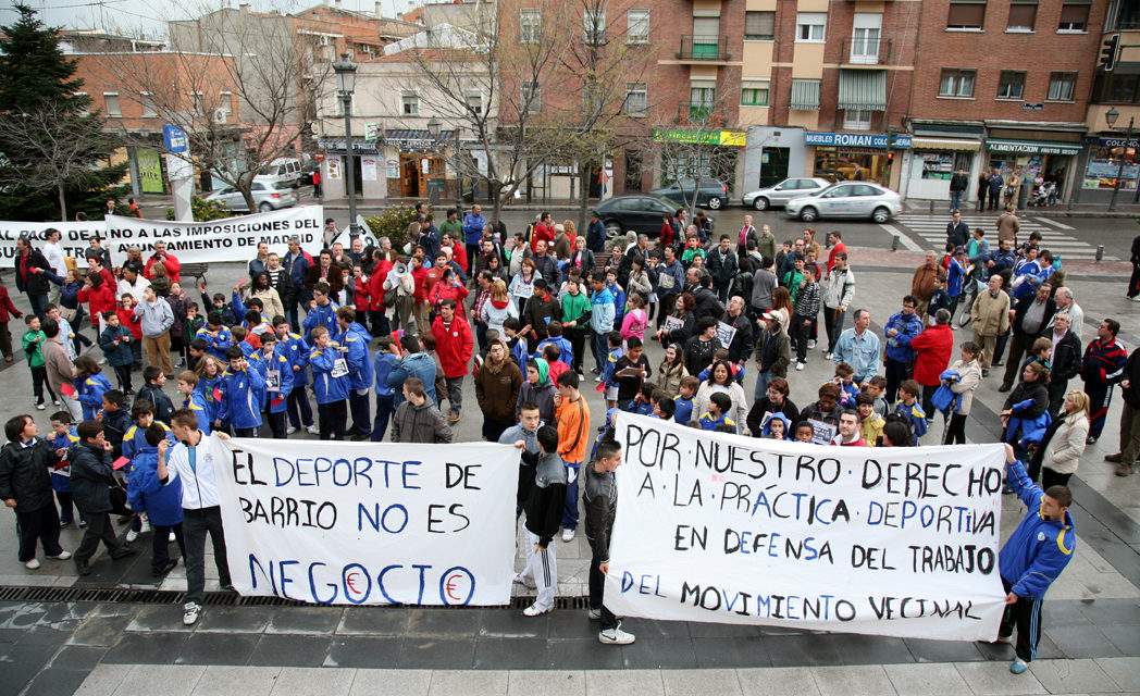 Usera saca tarjeta roja al Ayuntamiento de Madrid