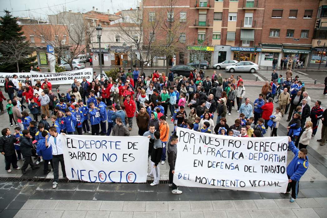 Usera saca tarjeta roja al Ayuntamiento de Madrid