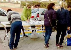 Valdebernardo pide un bus rápido que le conecte con el centro