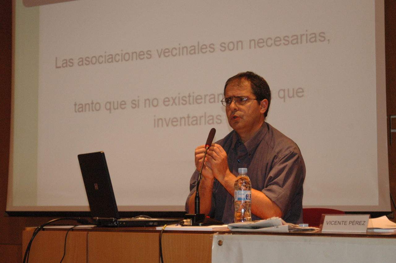 Vicente Pérez sustituye a Nacho Murgui en la presidencia de la FRAVM