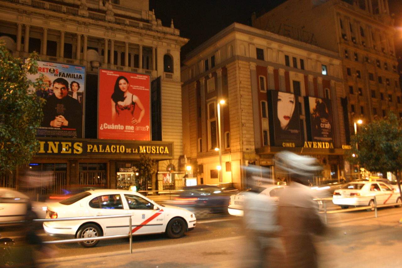 El futuro de los cines Avenida y Palacio de la Música, a la comisión de Urbanismo del Ayuntamiento
