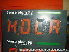 Hortaleza se moviliza contra la construcción de una gasolinera