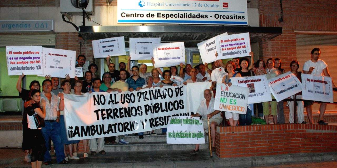 La consejería de Educación burla la protesta de los vecinos de Orcasitas