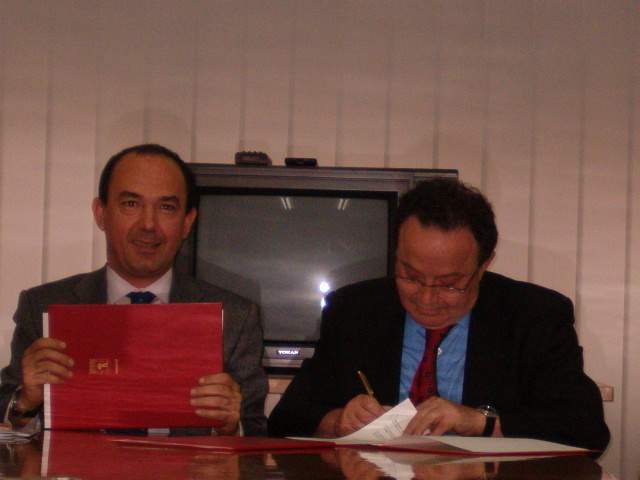 La FRAVM y el Ayuntamiento de Madrid suscriben un convenio para el desarrollo de la democracia participativa