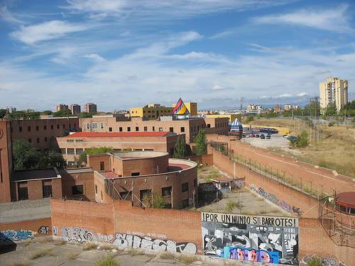 Latina y Carabanchel piden a Interior que ceda los terrenos de la cárcel de Carabanchel para equipamientos sociales