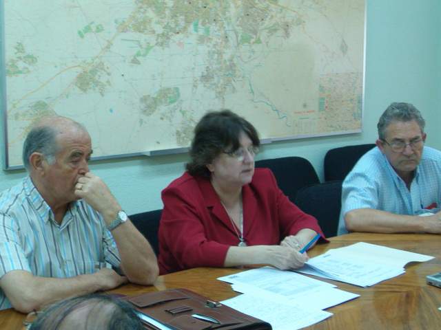 Los gobiernos central y regional reconocen la necesidad de buscar una solución a la rehabilitación de miles de viviendas