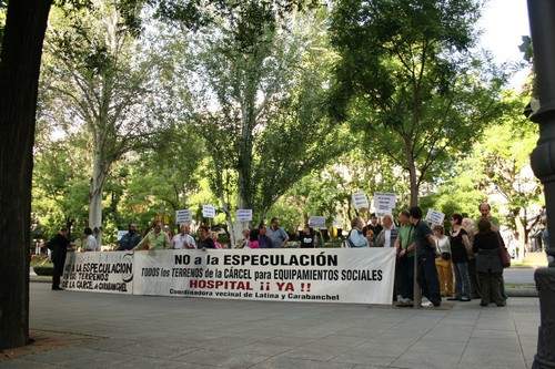 Los vecinos, contra el protocolo que hoy firmarán el Ayuntamiento de Madrid y el Ministerio de Interior