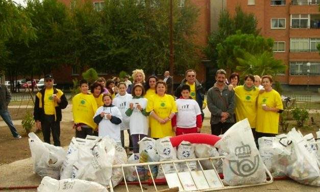 Meco sale a la calle en defensa de la Ciudad de la Luz