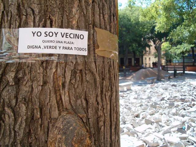 No a la tala de árboles de la ”plaza Vieja”
