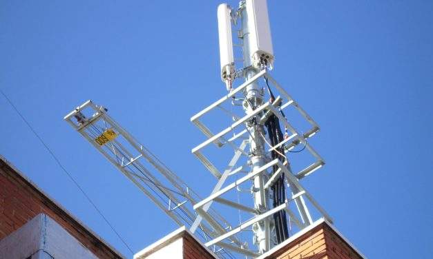 San Sebastian de los Reyes, en pie de guerra contra una antena de telefonía móvil