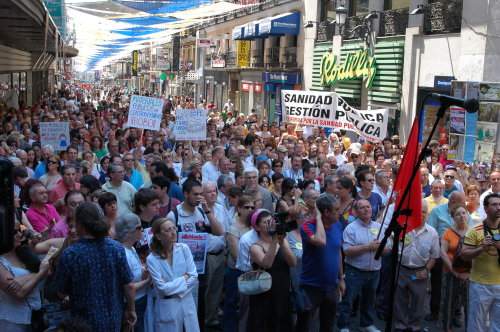 Una asamblea ciudadana cierra en la plaza de Callao un curso sembrado de movilizaciones en defensa de la sanidad pública