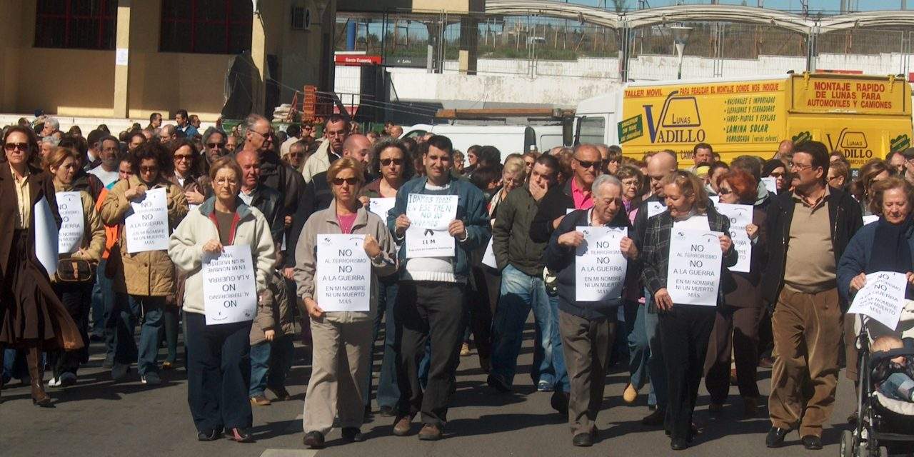 Vallecas rinde homenaje a las víctimas del 11M