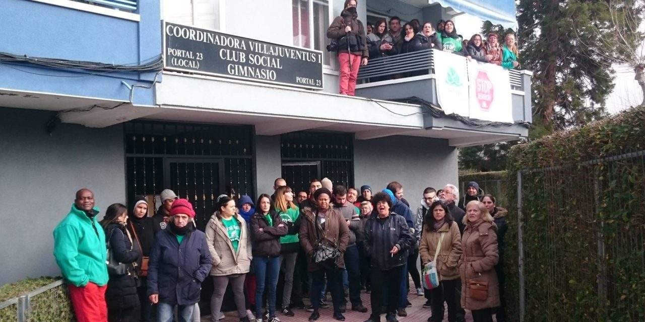 La ILP de vivienda llega a la Asamblea mientras la policía deja en la calle a dos menores en Parla