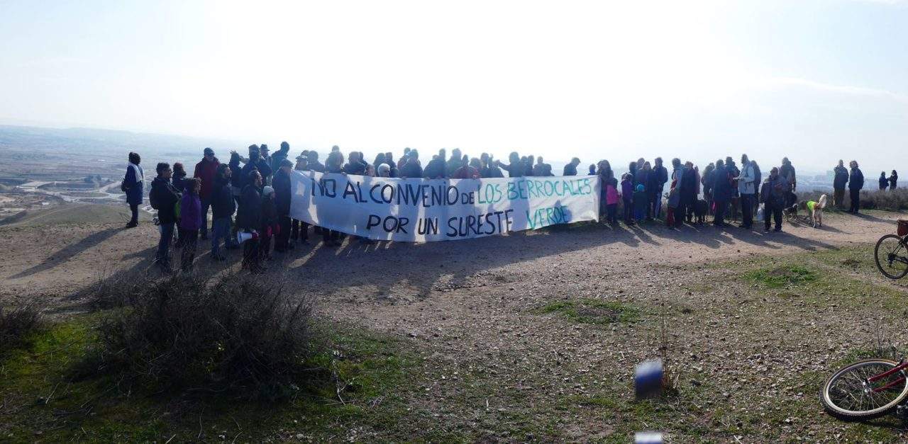 Frente al desarrollo de Los Berrocales, la Casa de Campo del Sureste