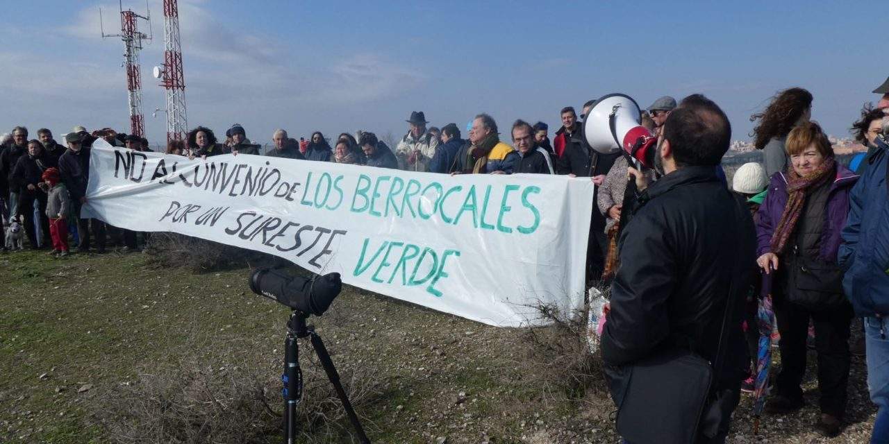Frente al desarrollo de Los Berrocales, la Casa de Campo del Sureste